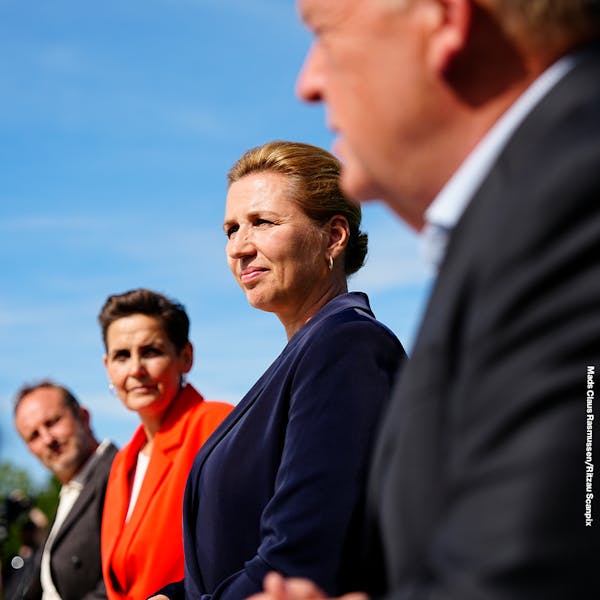Den nye regering har præsenteret sit regeringsgrundlag Image of the spotlight